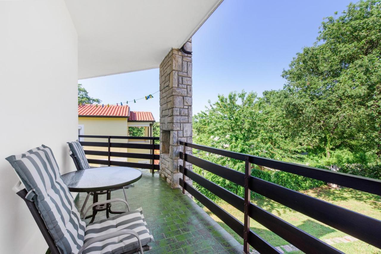 Apartments Villa Verde Новиград Экстерьер фото